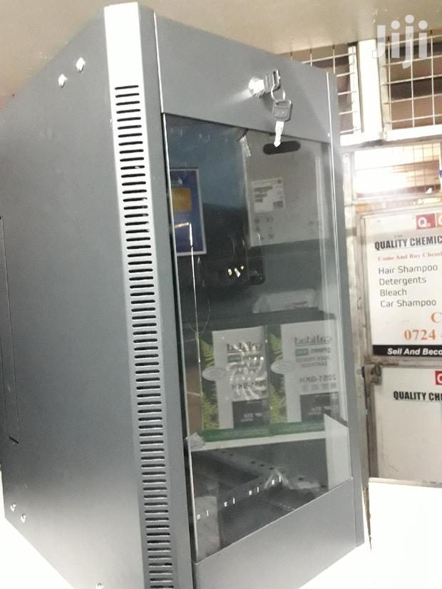 6u Cabinet - thumbnail 5