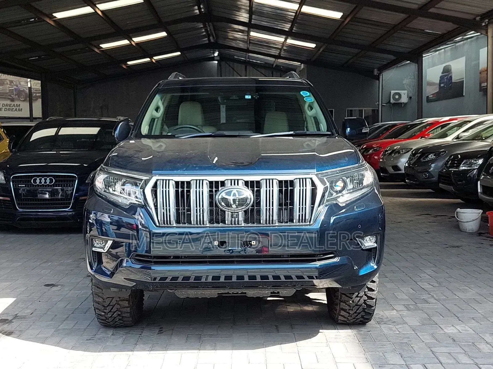 Toyota Land Cruiser Prado 2018 Blue