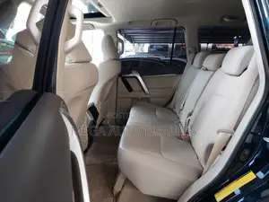 Toyota Land Cruiser Prado 2018 Blue