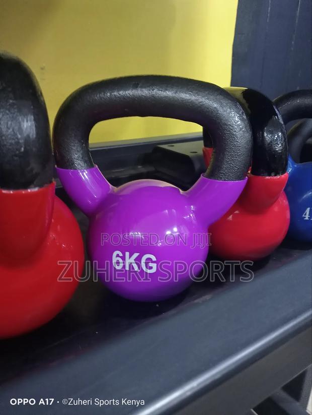 6kg Kettlebell, Vynil Coated Cast Iron, Heavyduty Floor Safe - main view