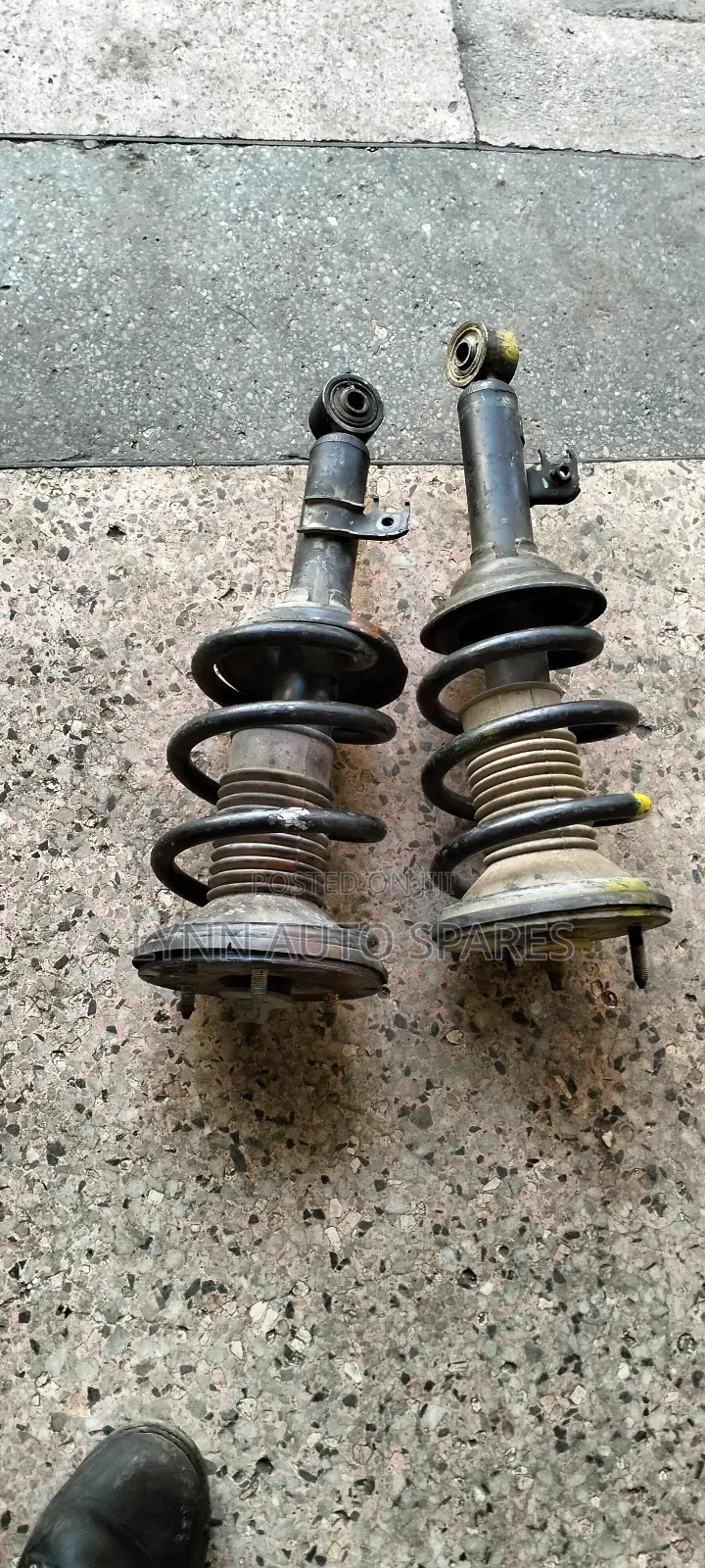 Complete Front Shock Vigo 2wd