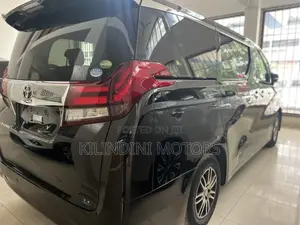 Toyota Alphard 2017 Black