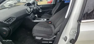 Peugeot 308 2017 White