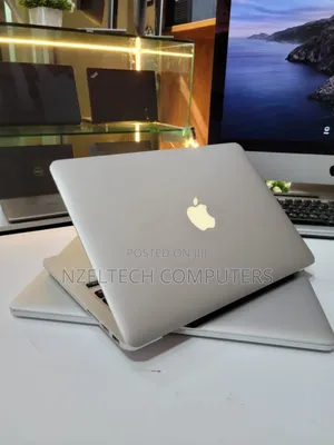 Laptop Apple MacBook Pro 2015 8GB Intel Core I5 SSD 256GB