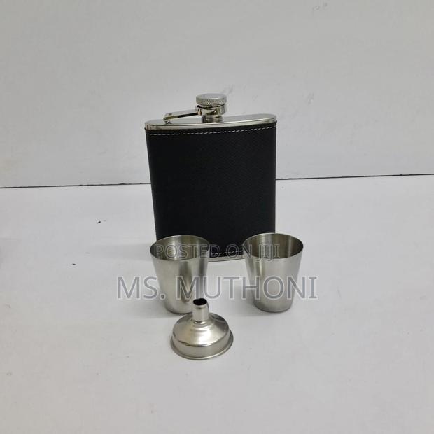 200 Ml Portable Hip Flask/Whisky Bottle - thumbnail 3