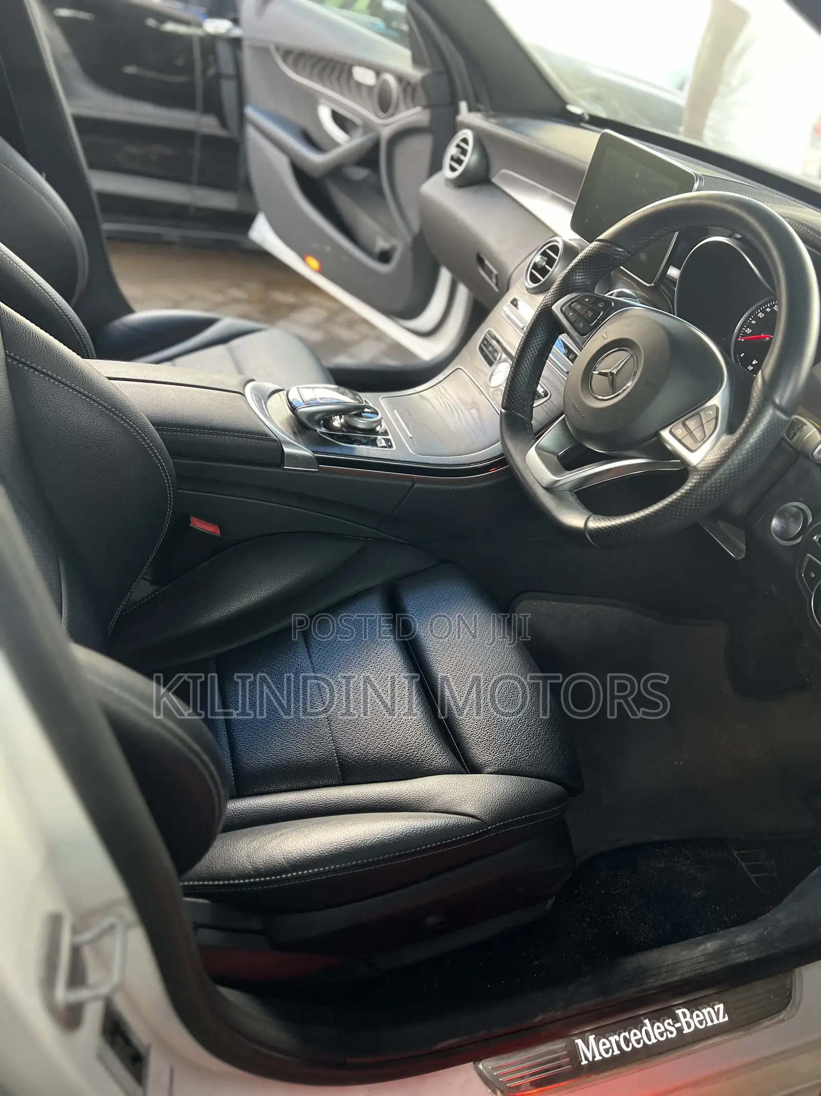 Mercedes-Benz C200 2017 White
