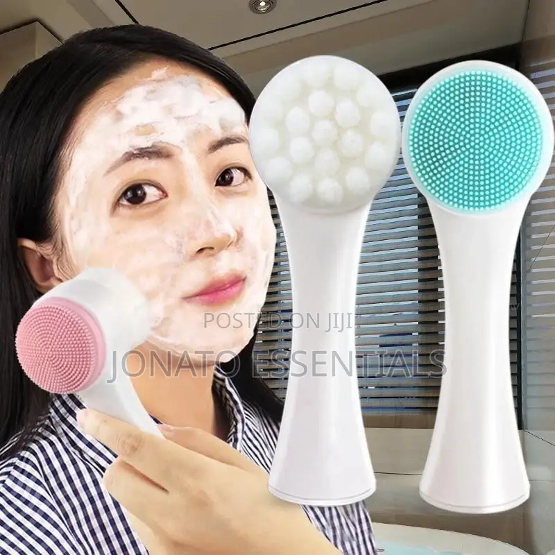 2 In 1 Facial Brush And Massager