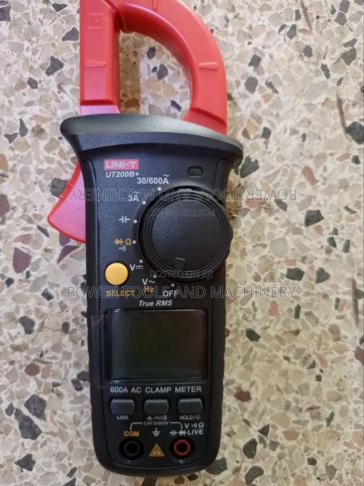 Professional Uni_t Digital Clamp Meter