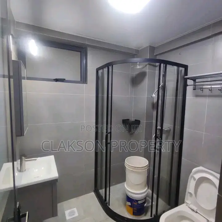3bdrm Apartment in Riverside for rent