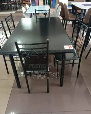 Amazing 6 Sitter Dinning Table