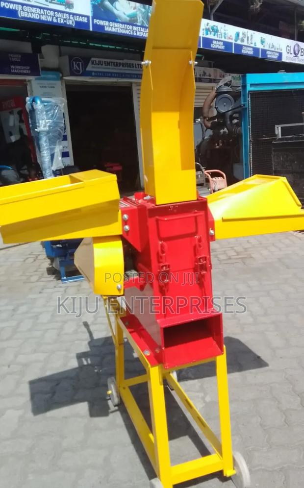 Petrol Feed Chopper Machines Available