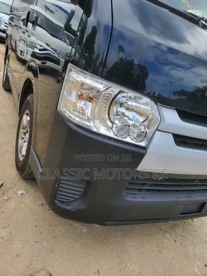 Toyota HiAce 2018 Black