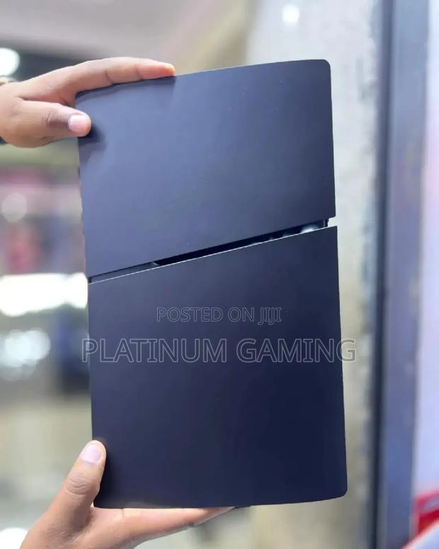 Black Devorative Faceplates for Ps5 Slim - thumbnail 2
