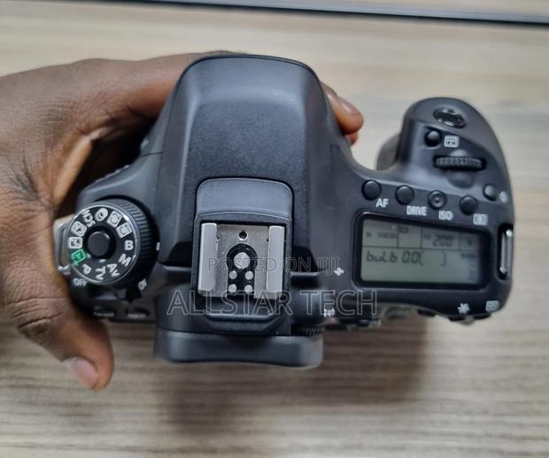 Canon Eos 80d DSLR Camera With 18-55mm Lens - thumbnail 4