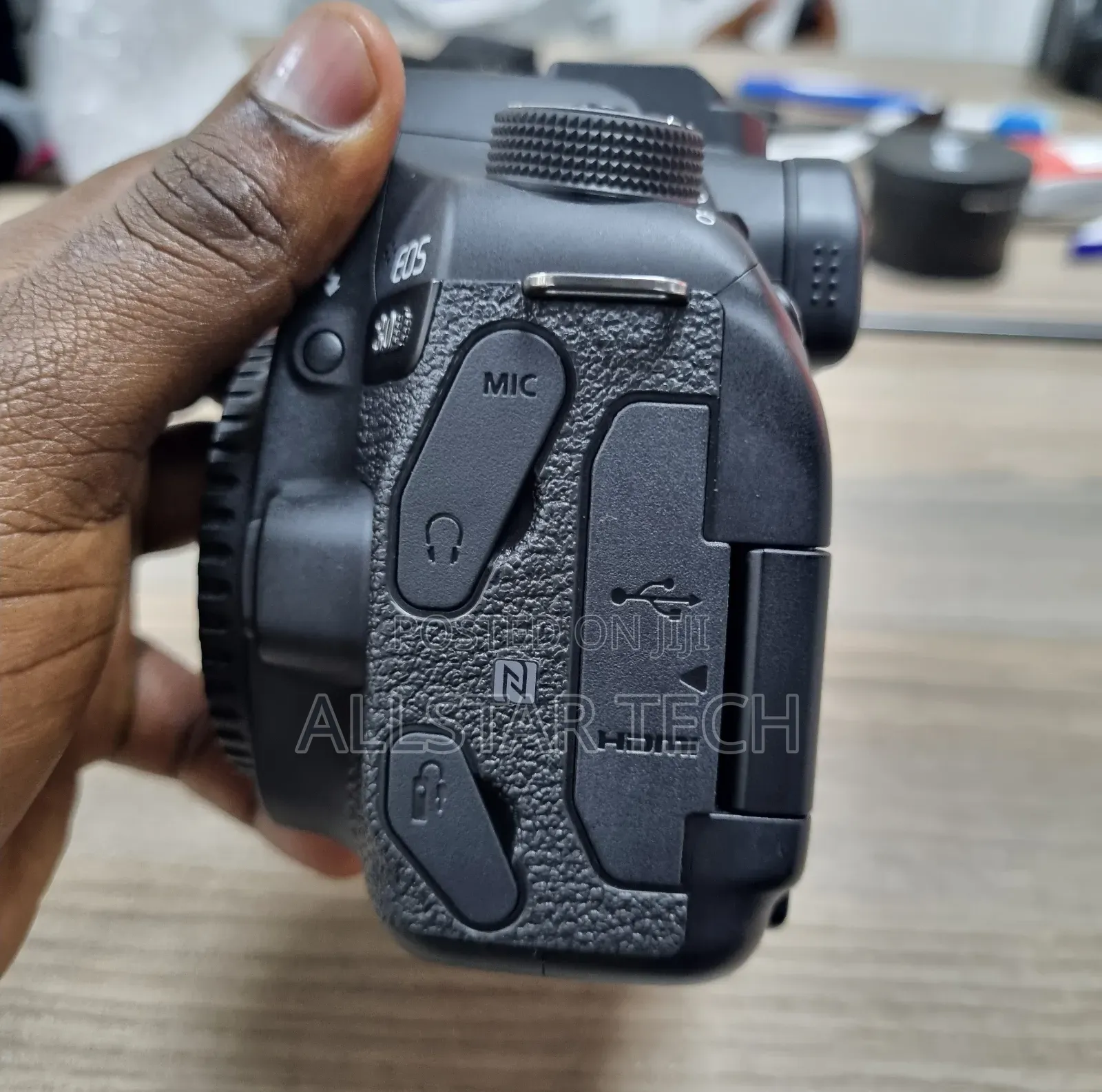 Canon Eos 80d DSLR Camera With 18-55mm Lens