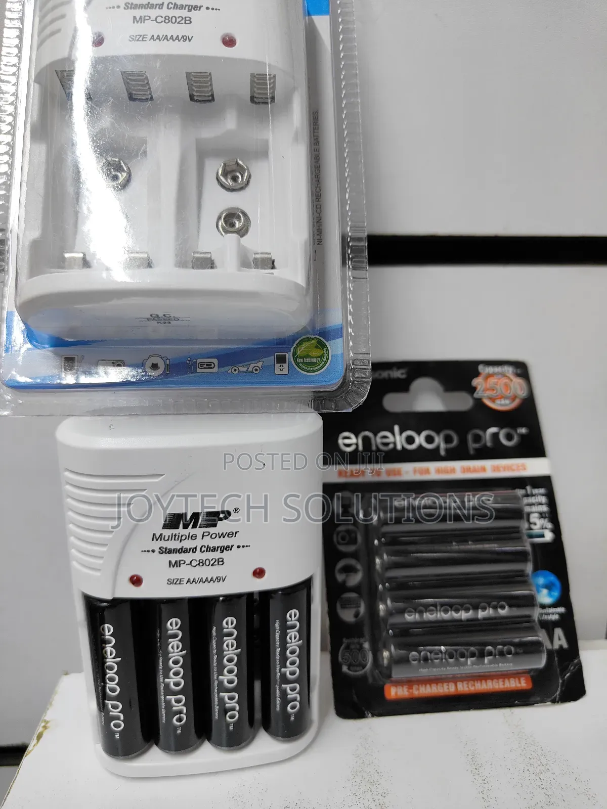 Original Rechargeable Batteries Double AA With Charger.