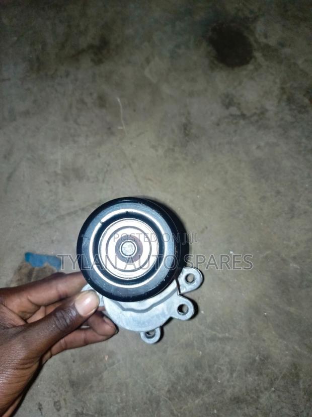 Tensioner Bearing Teana Vq25/Vq37