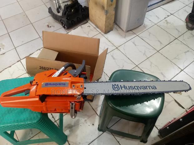 Industrial Husqarvarna 272xp Chainsaw - thumbnail 2