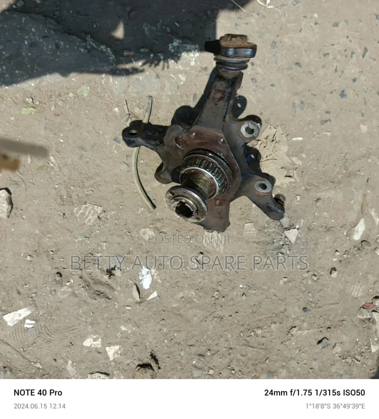 Nissan TD 27 Front Hub