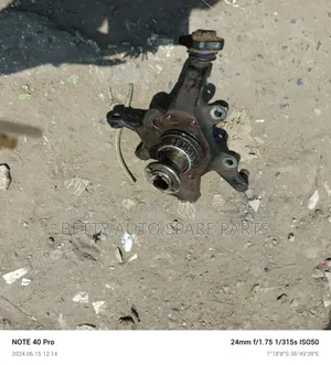 Nissan TD 27 Front Hub