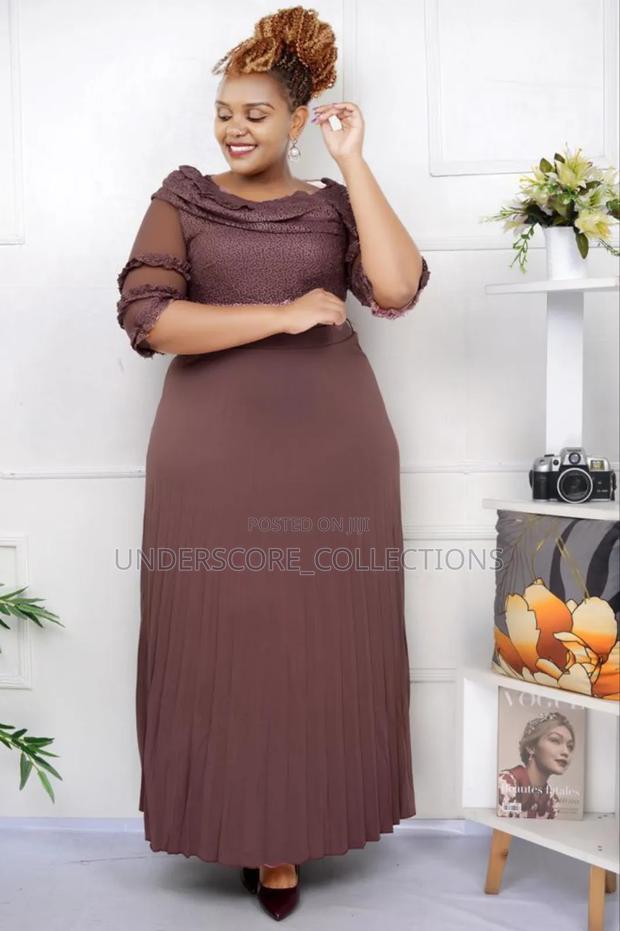 Highend Classy Round Neck Maxi Dresses - thumbnail 2