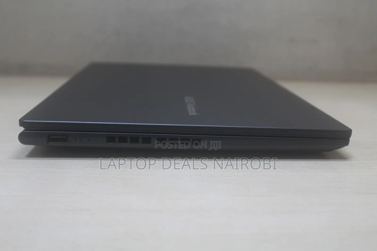 Laptop Asus Vivobook E410M 4GB Intel Celeron SSD 256GB