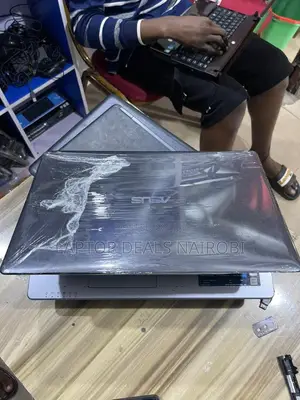 Laptop Asus A42Jr 8GB Intel Celeron HDD 256GB