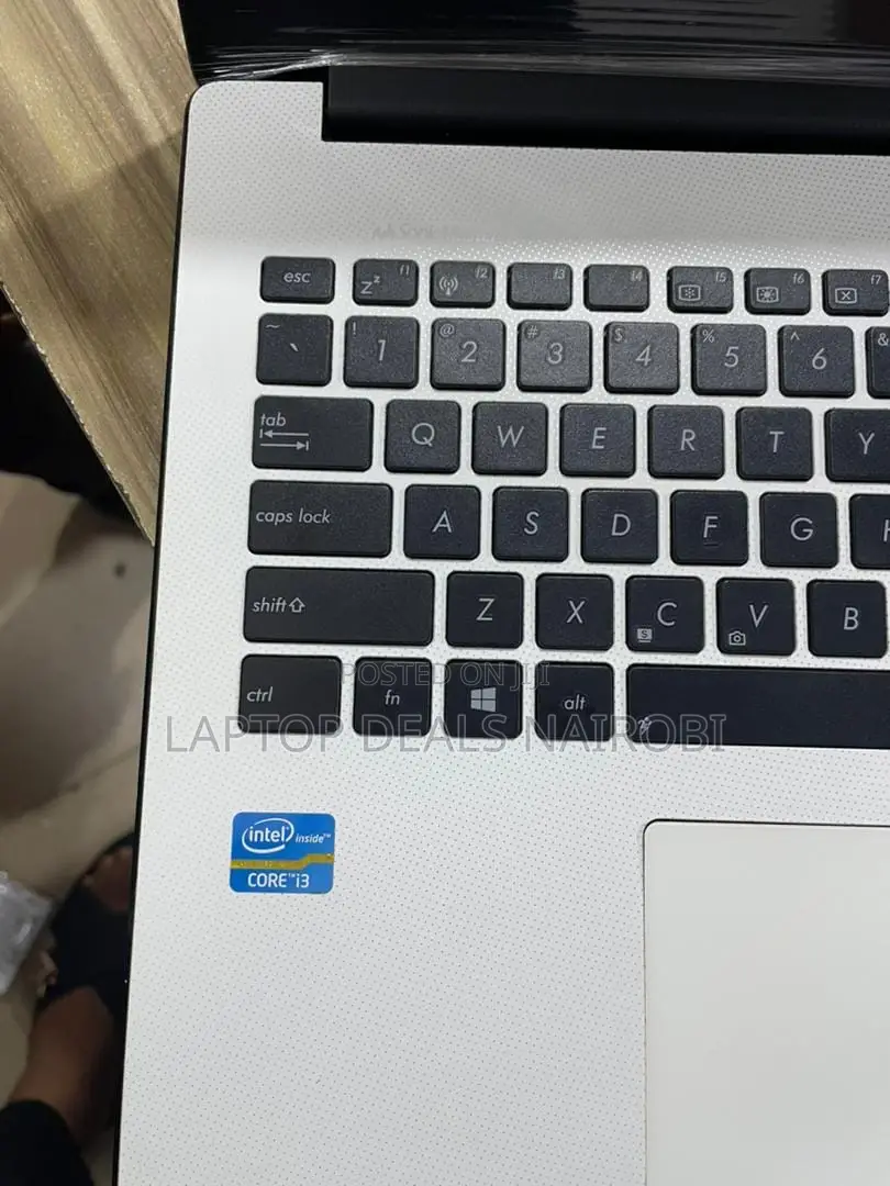 Laptop Asus A555LF 16GB Intel Core I5 HDD+SSD 1T