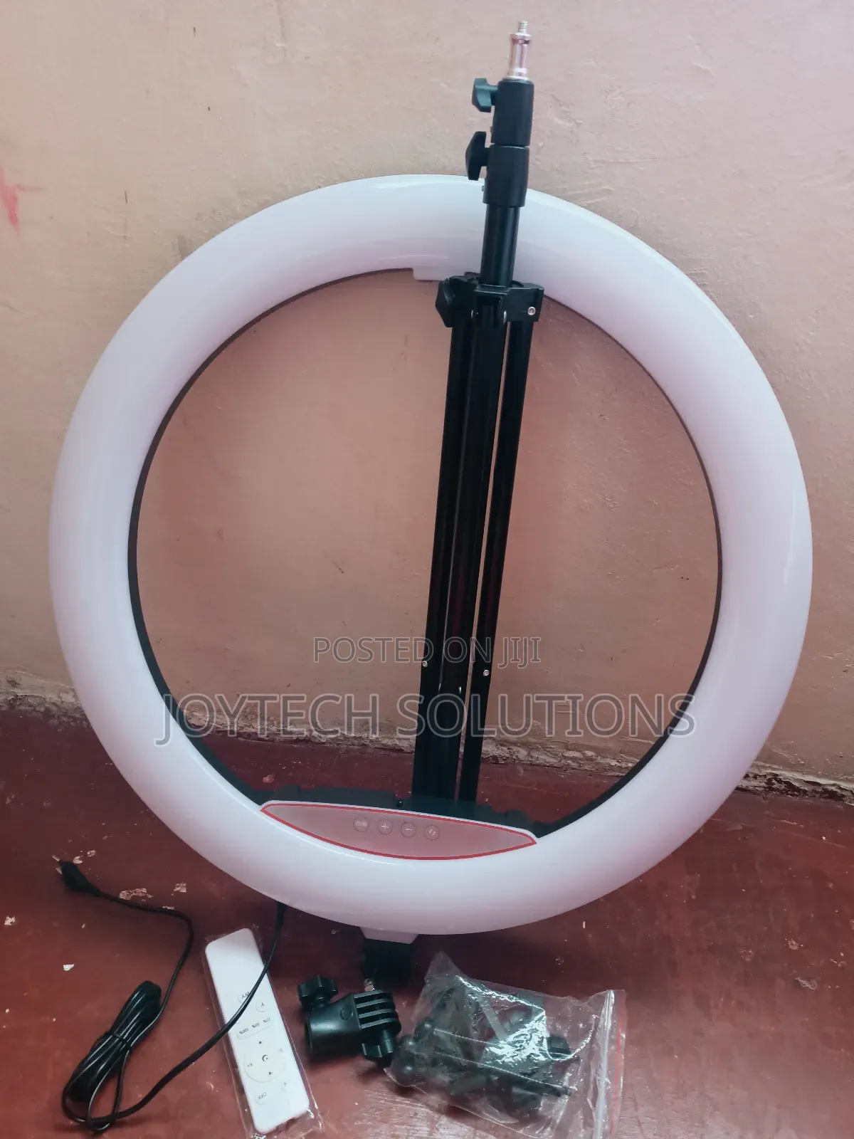 New Professional High Quality 22inch Ring Light With Tripod
