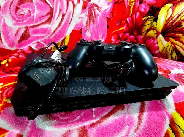 Ps4 Slim, 10 Games Digital - thumbnail 3