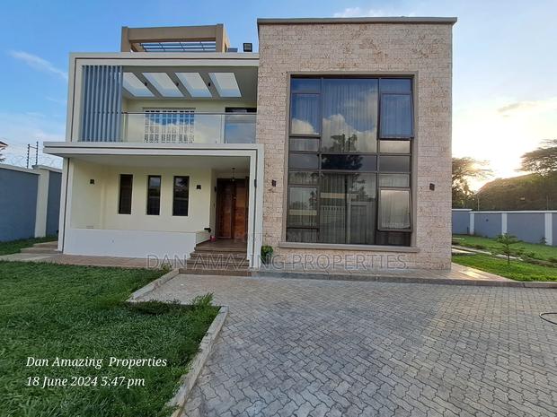 4bdrm Maisonette in Rongai On 1/4 Acre, Kandisi for sale