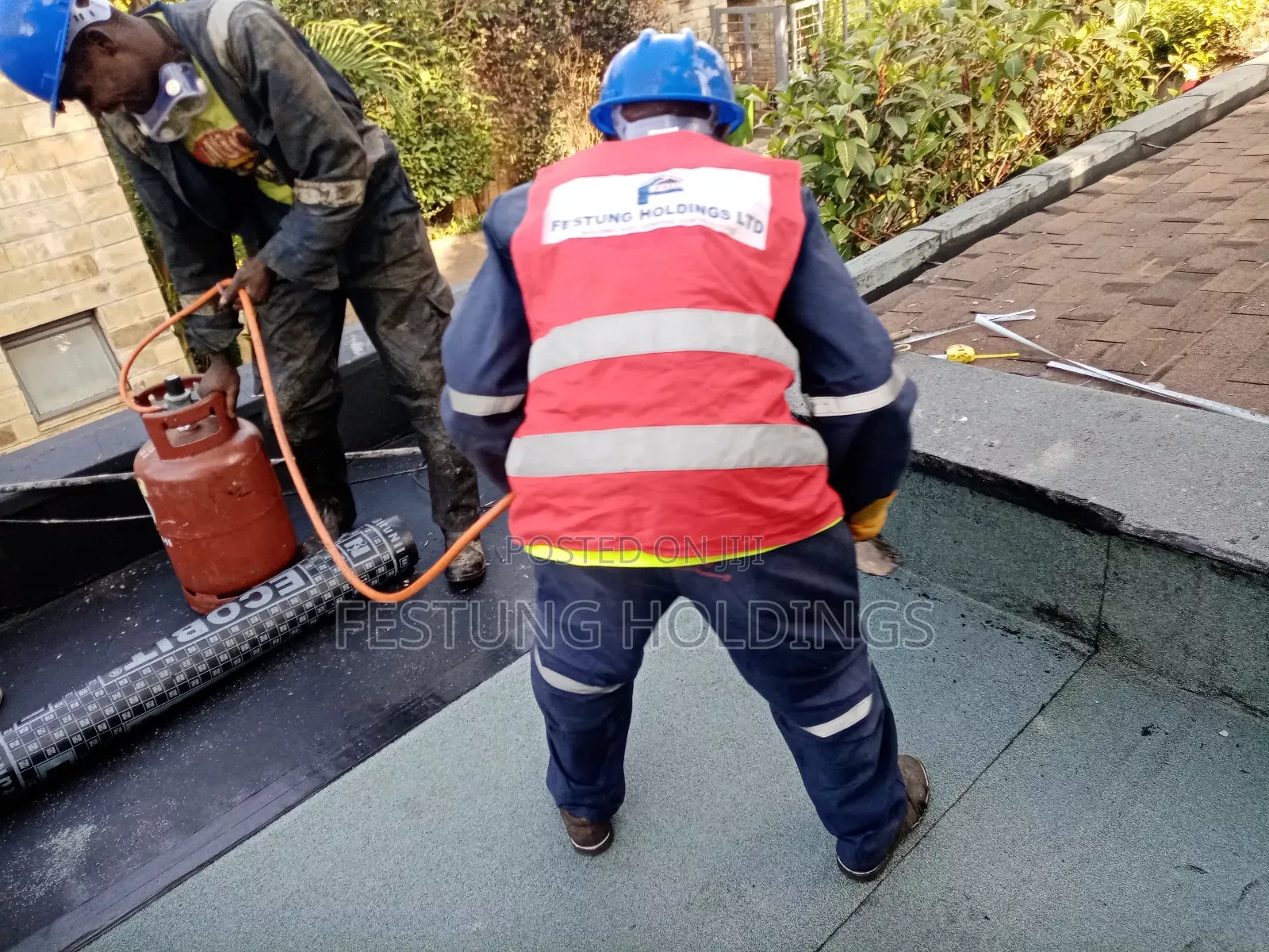 Expert Service on App Membrane Installation