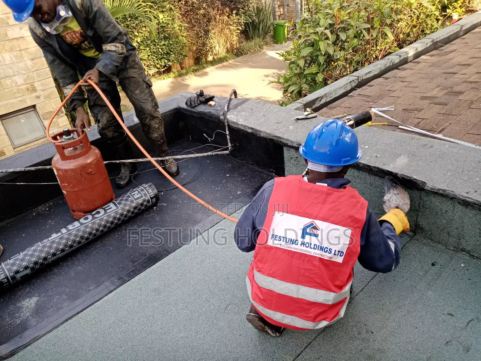 Expert Service on App Membrane Installation