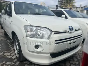 Toyota Probox 2018 White