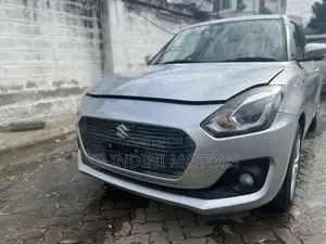 Suzuki Swift 2018 Silver