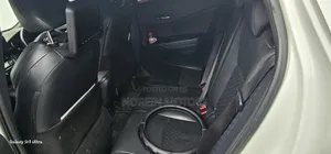 Toyota C-HR 2017 Off white
