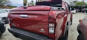 Isuzu D-MAX 2018 Red