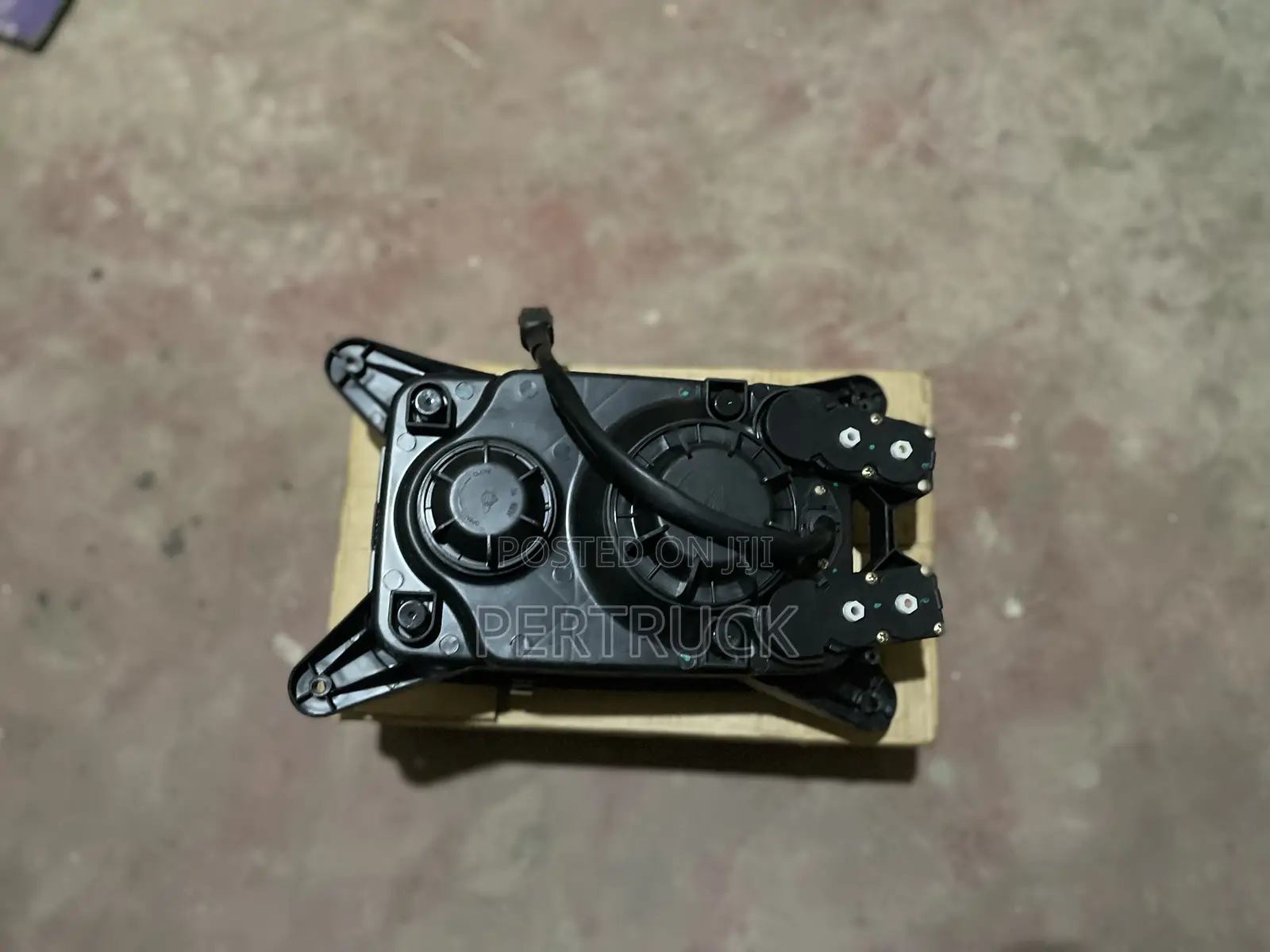 (2151a-/2151a-) Headlight Shacman SX2190 Sd280x180