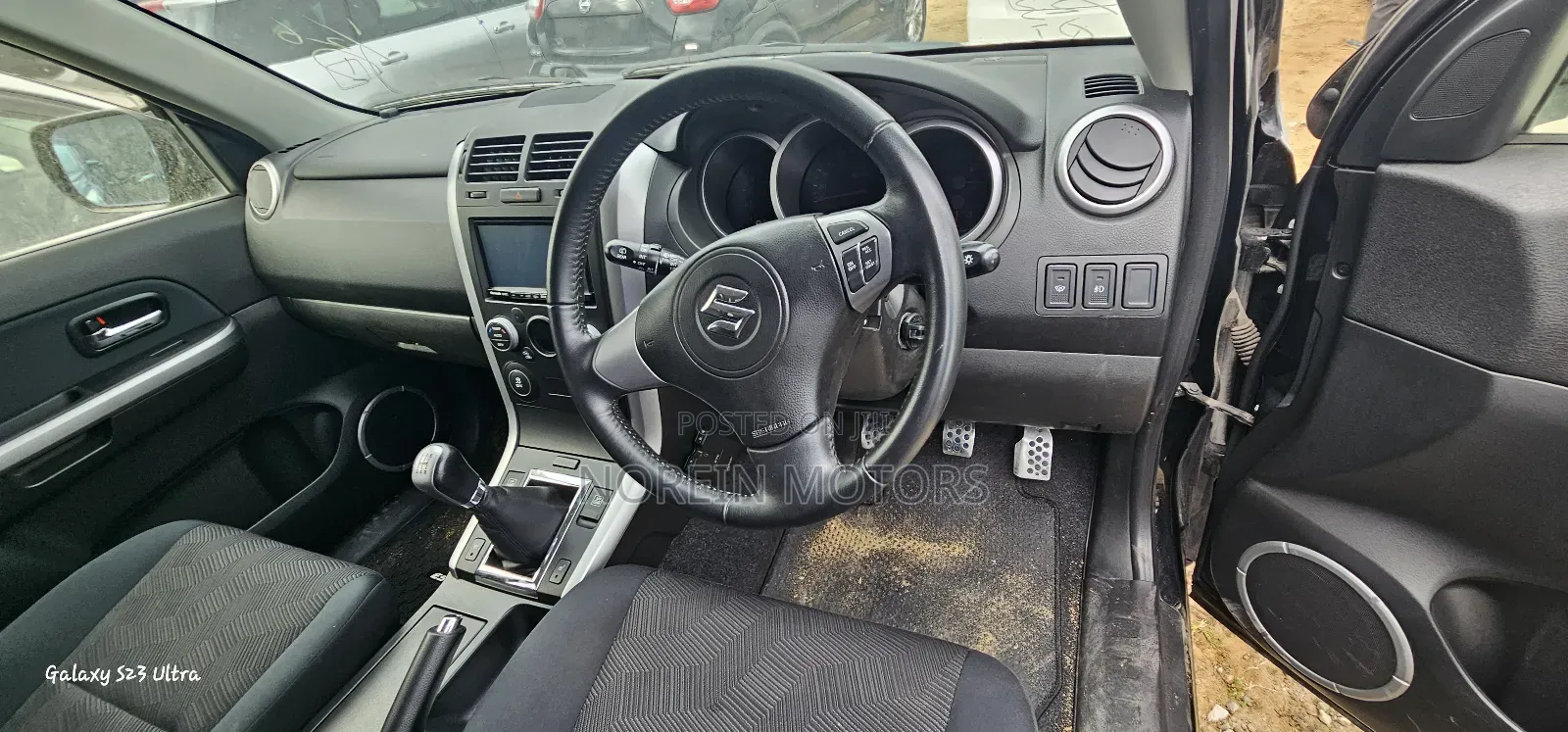 Suzuki Escudo 2017 Black