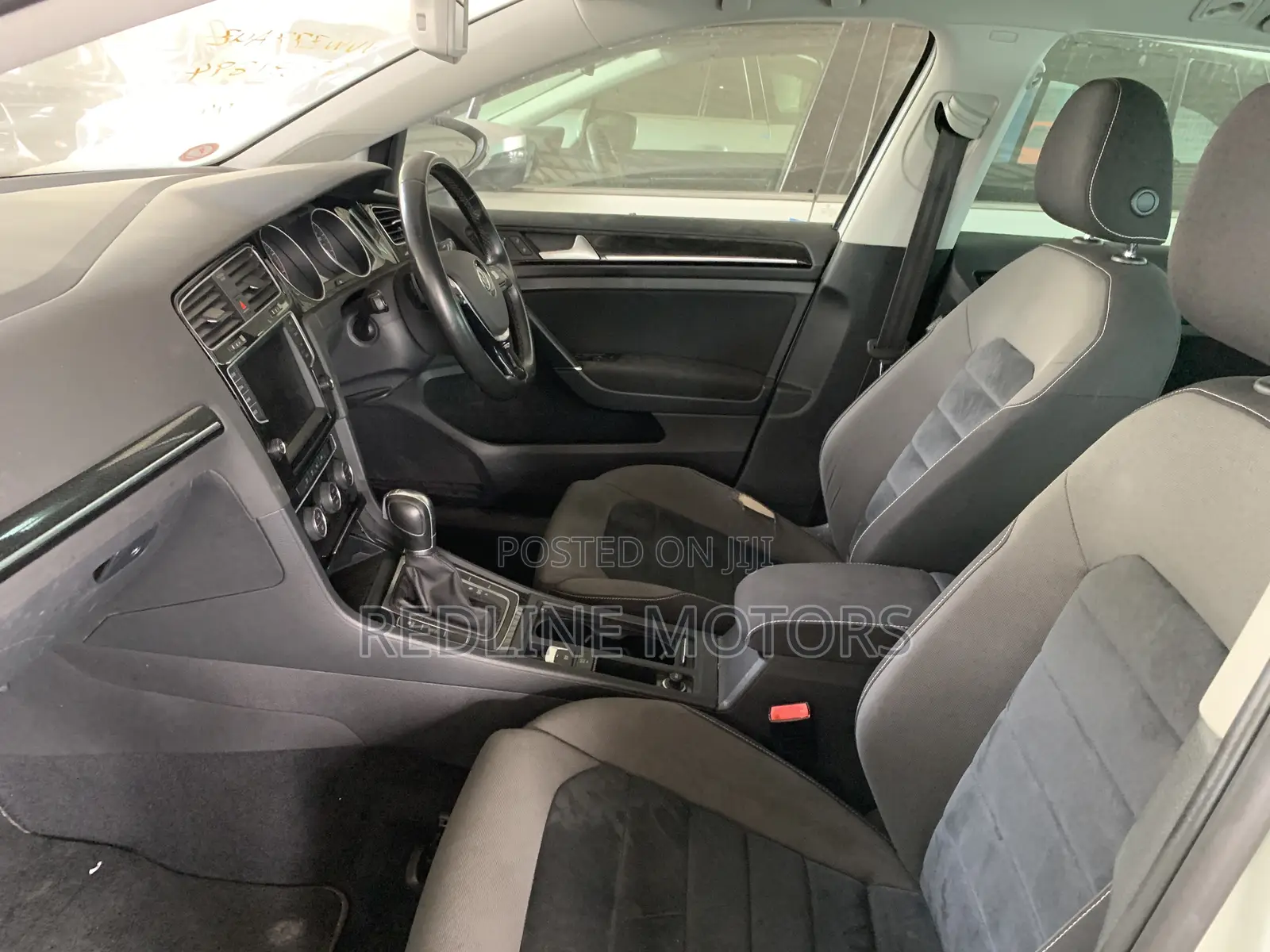 Volkswagen Golf Variant 2016 White