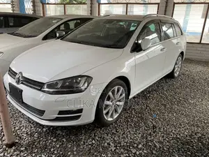 Volkswagen Golf Variant 2016 White
