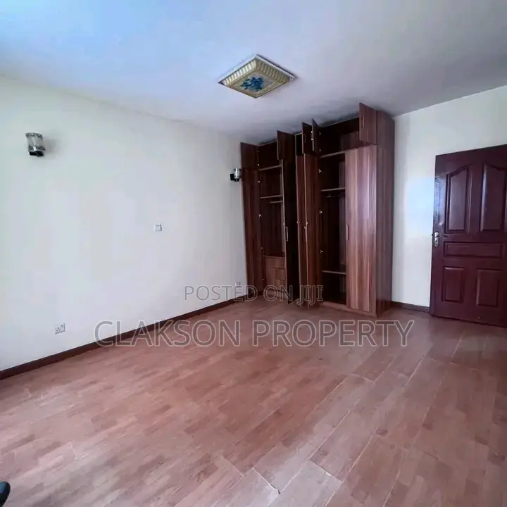 3bdrm Apartment in Lavo, Lavington for rent