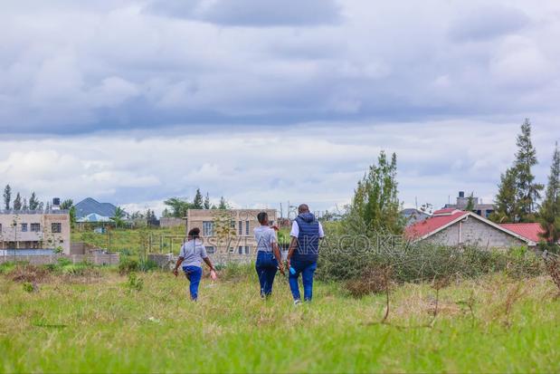 Syokimau Plots Near Tarmac, Ww^