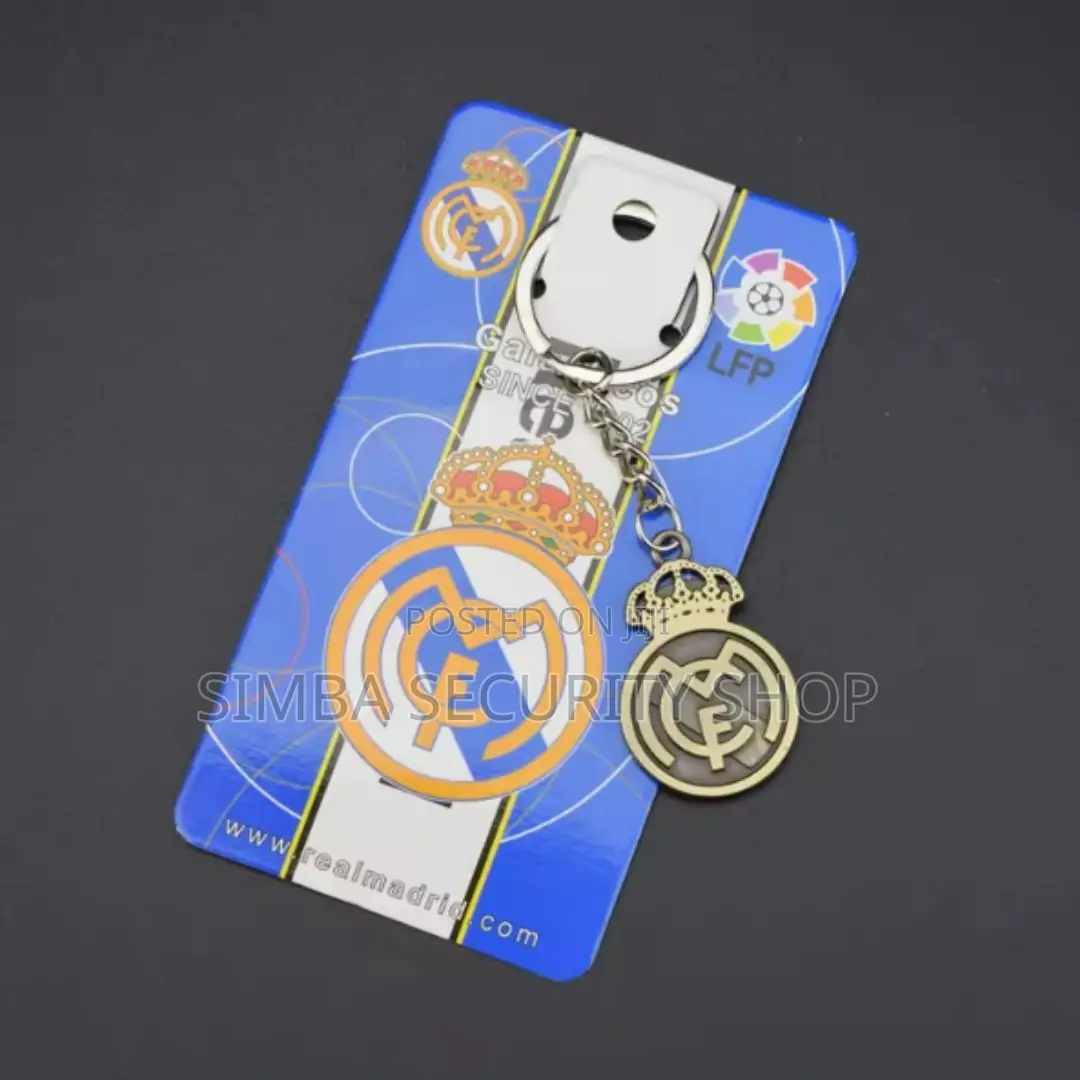 Real Madrid Fan Football Soccer Key Chain Holder Merchandise