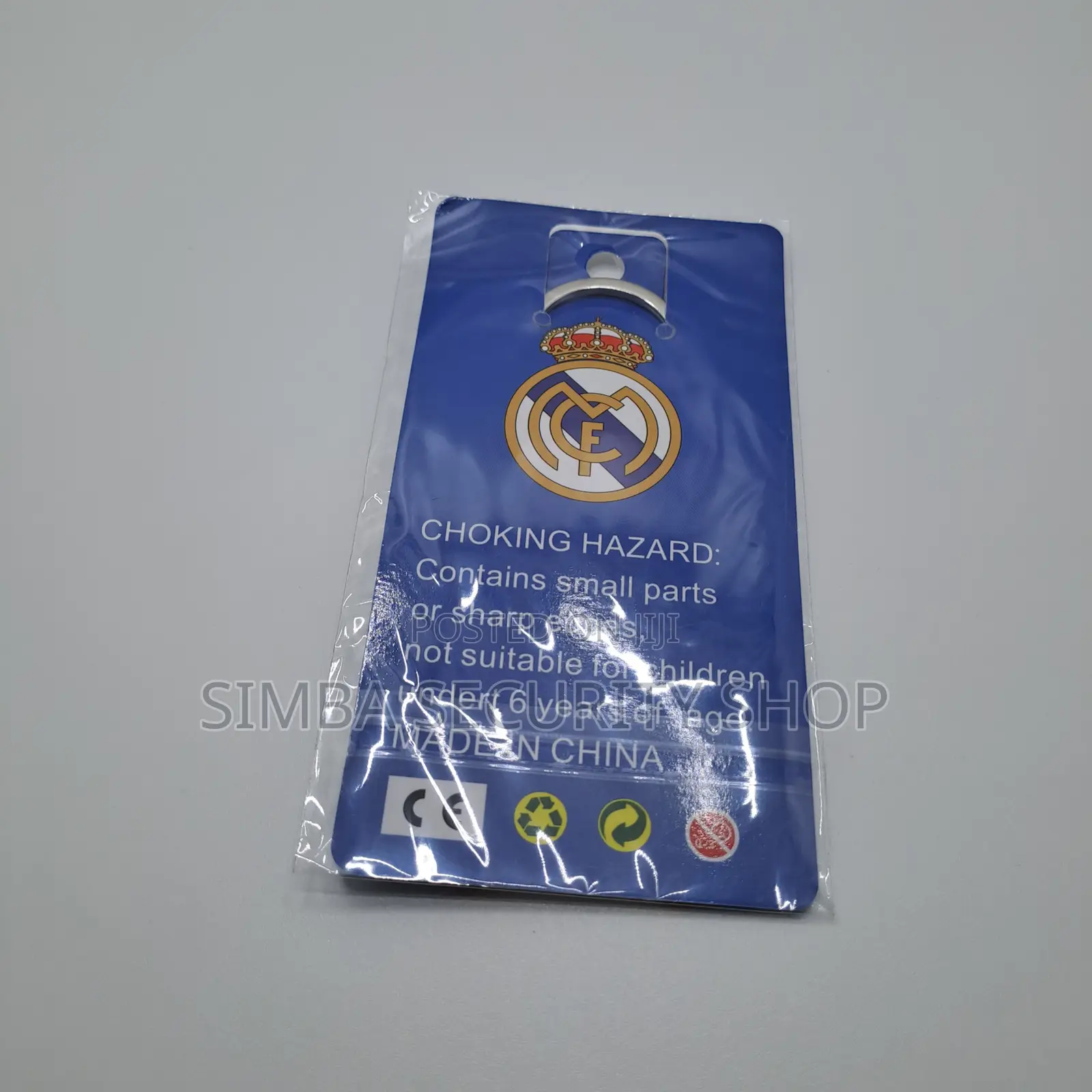 Real Madrid Fan Football Soccer Key Chain Holder Merchandise