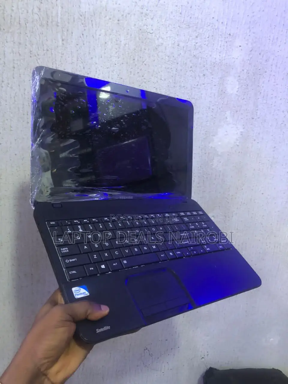 Laptop HP Stream 14-Cb130nr 8GB Intel Core I5 HDD+SSD 500GB