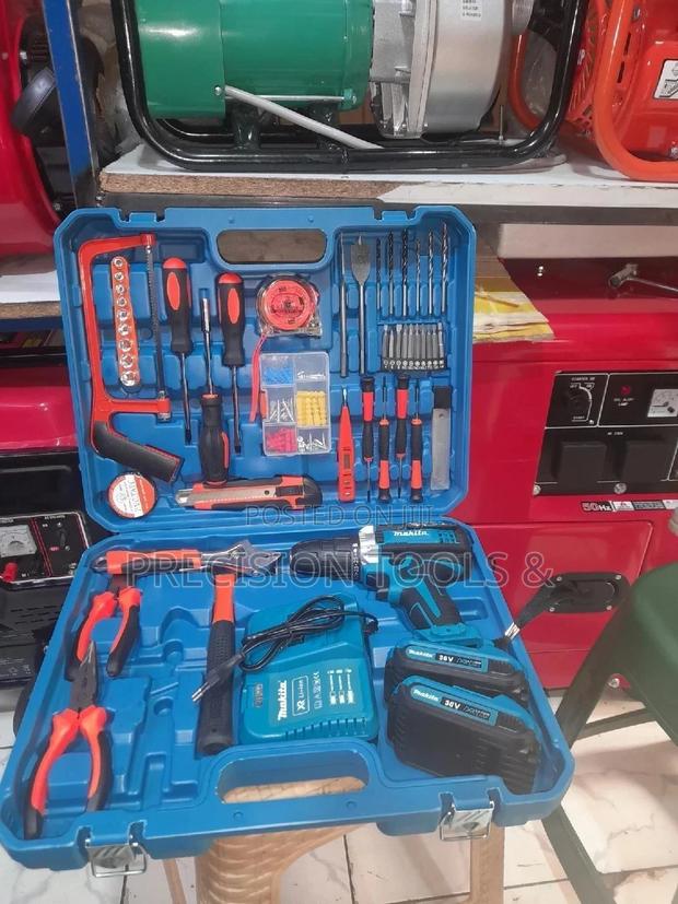 Cordless Makita Toolset