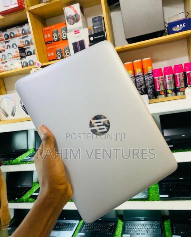 Laptop HP EliteBook 820 G3 8GB Intel Core i7 SSD 256GB - thumbnail 3