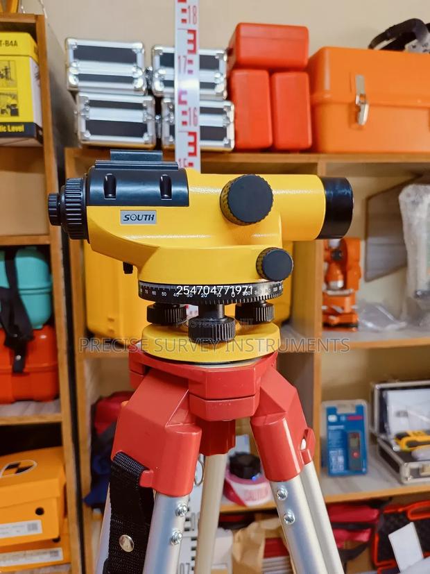 Dumpy Level (Levelling Instruments) Sold as a Complete Set - main view