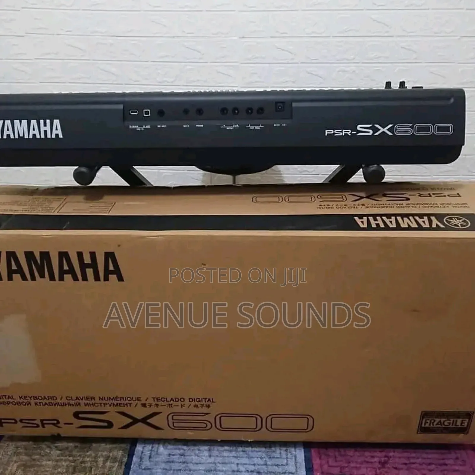 Professional Yamaha Sx600 Digital Keyboard